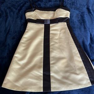 Beige BCBG Prom/Cocktail Dress with blue trim and Blue bow